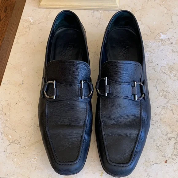 Salvatore Ferragamo | Shoes | Ferragamo Black Pebbled  display picture 1